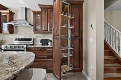 7715 67 Avenue Nw, Calgary, AB - Indoor