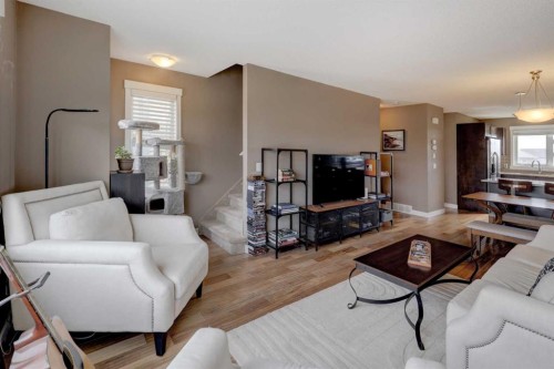 208 Covecreek Circle Ne, Calgary, AB - Indoor Photo Showing Living Room