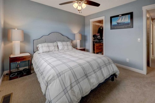 208 Covecreek Circle Ne, Calgary, AB - Indoor Photo Showing Bedroom