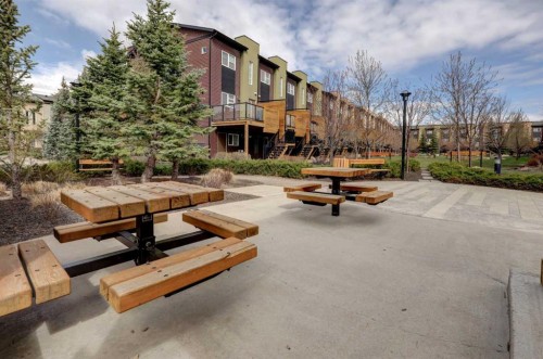 208 Covecreek Circle Ne, Calgary, AB - Outdoor