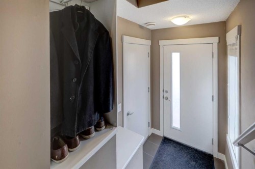 208 Covecreek Circle Ne, Calgary, AB - Indoor Photo Showing Other Room