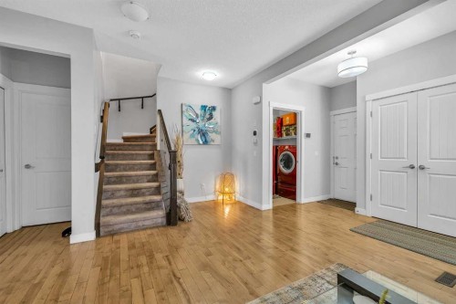 172 Sherwood Square Nw, Calgary, AB - Indoor Photo Showing Other Room