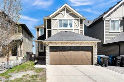 172 Sherwood Square NW Calgary, AB T3R 0R8