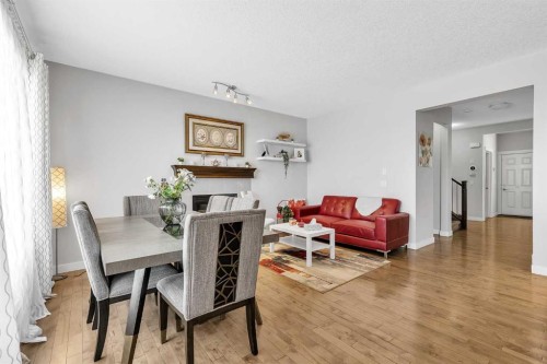 172 Sherwood Square Nw, Calgary, AB - Indoor Photo Showing Dining Room