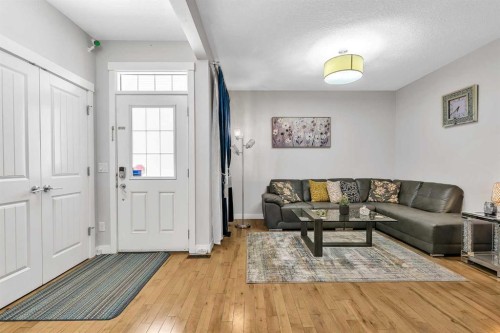 172 Sherwood Square Nw, Calgary, AB - Indoor Photo Showing Other Room