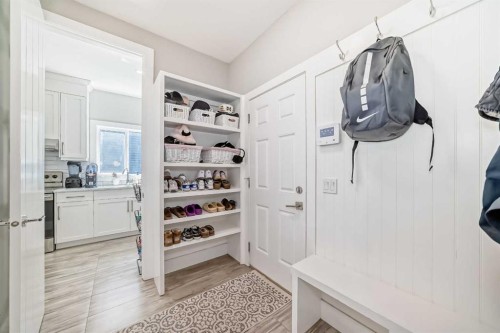 114 Kinniburgh Road, Chestermere, AB - Indoor