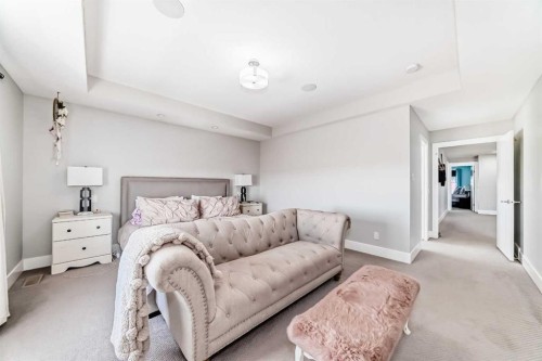 114 Kinniburgh Road, Chestermere, AB - Indoor Photo Showing Bedroom