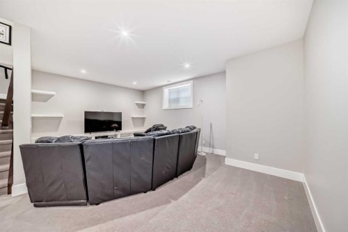 114 Kinniburgh Road, Chestermere, AB - Indoor