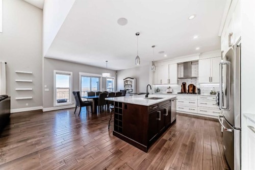 114 Kinniburgh Road, Chestermere, AB - Indoor Photo Showing Kitchen With Upgraded Kitchen