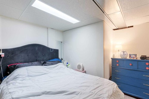 13 Mt Aberdeen Manor Se, Calgary, AB 