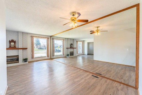 3320 Temple Road Ne, Calgary, AB - Indoor With Fireplace
