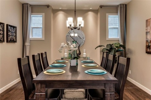19 Aspen Acres Road Sw, Calgary, AB - Indoor Photo Showing Dining Room