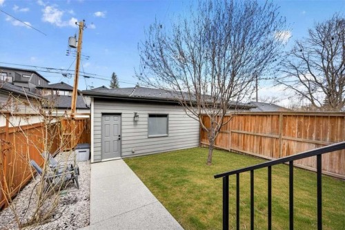 2038 48 Avenue Sw, Calgary, AB - Outdoor