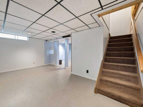 143 Erin Mount Place Se, Calgary, AB - Indoor Photo Showing Other Room