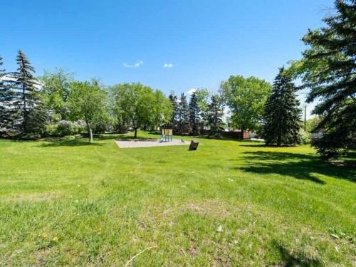 143 Erin Mount Place Se, Calgary, AB - Outdoor