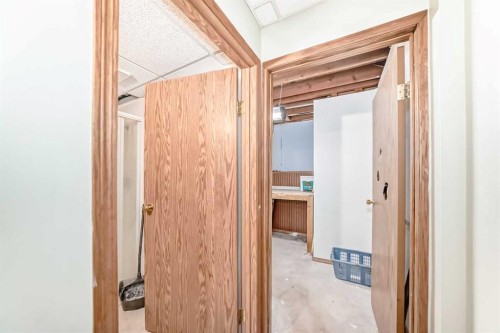176 Woodside Road Nw, Airdrie, AB - Indoor Photo Showing Other Room