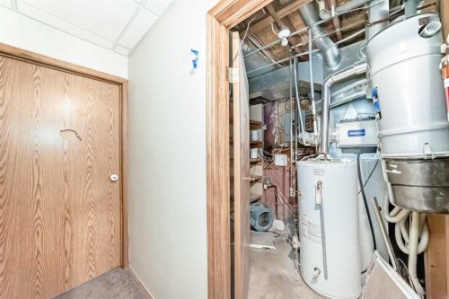 176 Woodside Road Nw, Airdrie, AB - Indoor Photo Showing Basement