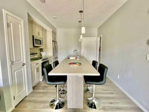 217-4350 Seton Drive Se, Calgary, AB - Indoor
