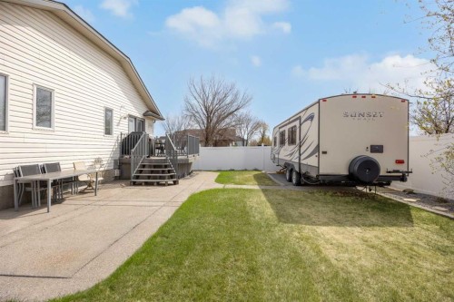 187 West Lakeview Circle, Chestermere, AB - Outdoor