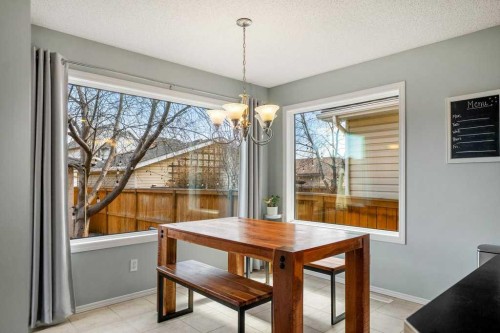 90 Elgin Drive Se, Calgary, AB - Indoor Photo Showing Dining Room