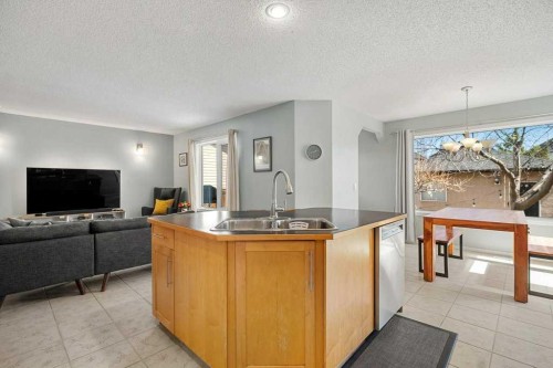 90 Elgin Drive Se, Calgary, AB - Indoor Photo Showing Other Room