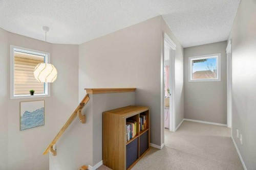 90 Elgin Drive Se, Calgary, AB - Indoor Photo Showing Other Room