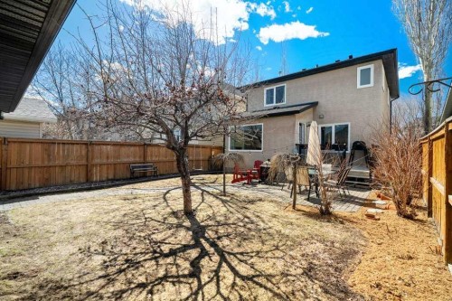 90 Elgin Drive Se, Calgary, AB - Outdoor
