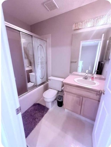 7212 Sierra Morena Boulevard Sw, Calgary, AB - Indoor Photo Showing Bathroom