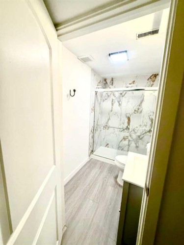 7212 Sierra Morena Boulevard Sw, Calgary, AB - Indoor