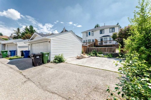 7212 Sierra Morena Boulevard Sw, Calgary, AB - Outdoor
