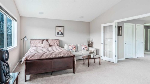14 Silverado Ridge Link Sw, Calgary, AB - Indoor Photo Showing Bedroom