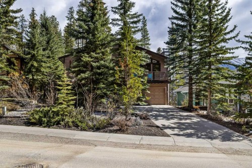 1054 Evergreen Circle, Canmore, AB - Outdoor