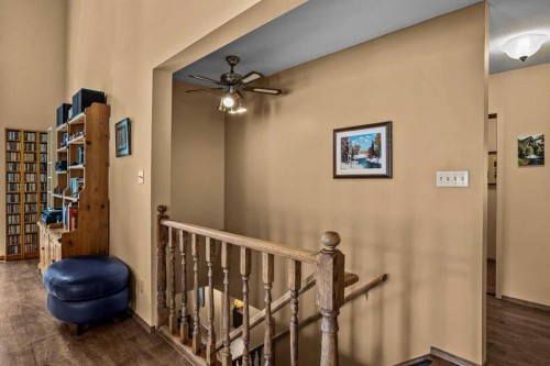 1054 Evergreen Circle, Canmore, AB - Indoor Photo Showing Other Room