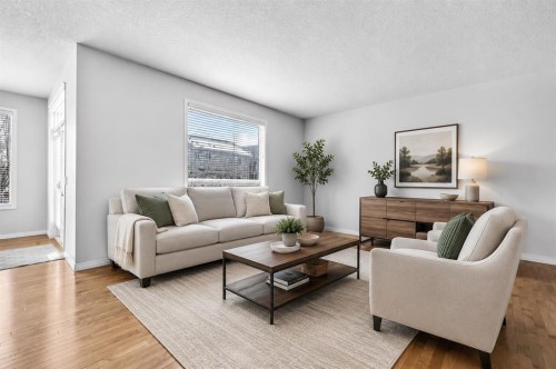 38 Silverado Skies Crescent, Calgary, AB - Indoor Photo Showing Living Room
