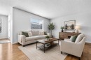 38 Silverado Skies Crescent, Calgary, AB  - Indoor Photo Showing Living Room 
