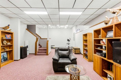 149 Edgehill Drive Nw, Calgary, AB - Indoor