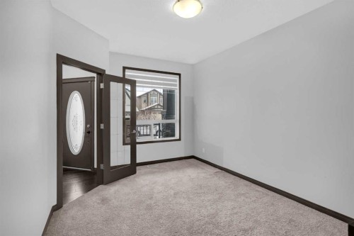1121 Kingston Crescent Se, Airdrie, AB - Indoor Photo Showing Other Room