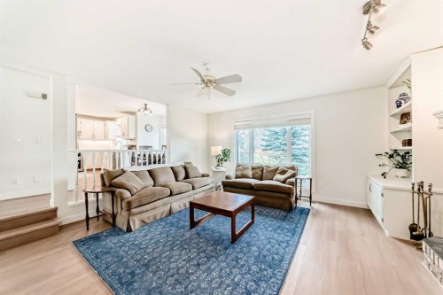 609 Downey Place, Okotoks, AB - Indoor Photo Showing Living Room