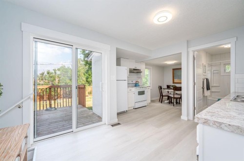 230 4 Avenue Se, High River, AB - Indoor