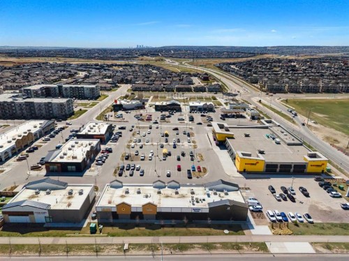 3403-33 Carringham Gate Nw, Calgary, AB - Outdoor With View