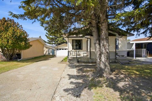 4306 55 Avenue, Olds, AB - Outdoor