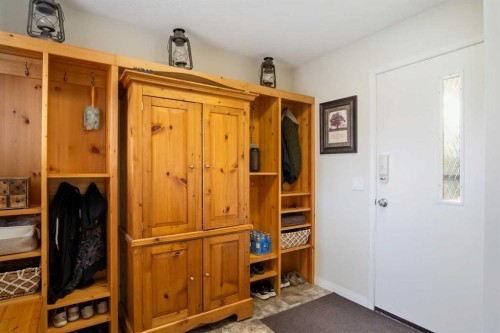 4306 55 Avenue, Olds, AB - Indoor Photo Showing Other Room