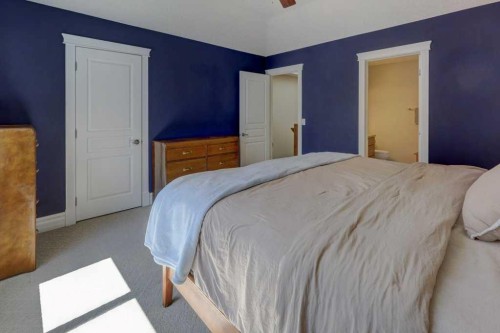 104-449 20 Avenue Ne, Calgary, AB - Indoor Photo Showing Bedroom
