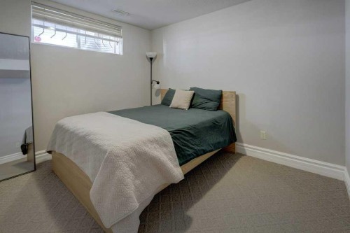 104-449 20 Avenue Ne, Calgary, AB - Indoor Photo Showing Bedroom