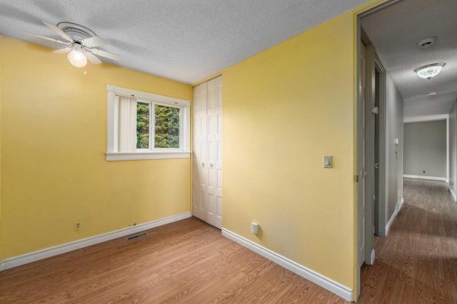 115 Ogden Way Se, Calgary, AB - Indoor Photo Showing Other Room