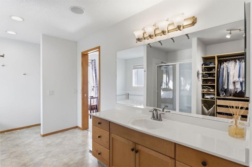 36 Wentworth Close Sw, Calgary, AB - Indoor Photo Showing Other Room