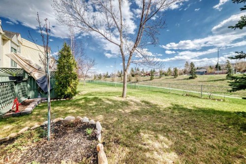 305 Sandringham Road Nw, Calgary, AB - Outdoor With View