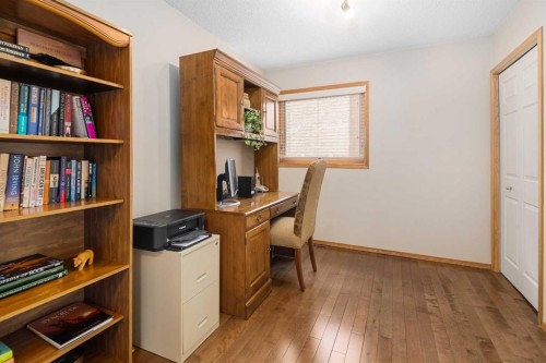 27 Hawkstone Close Nw, Calgary, AB - Indoor