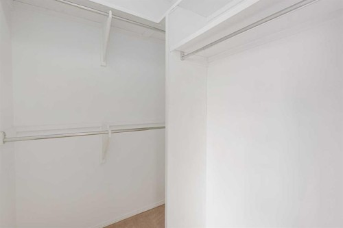 27 Hawkstone Close Nw, Calgary, AB - Indoor With Storage