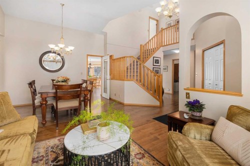 27 Hawkstone Close Nw, Calgary, AB - Indoor Photo Showing Other Room
